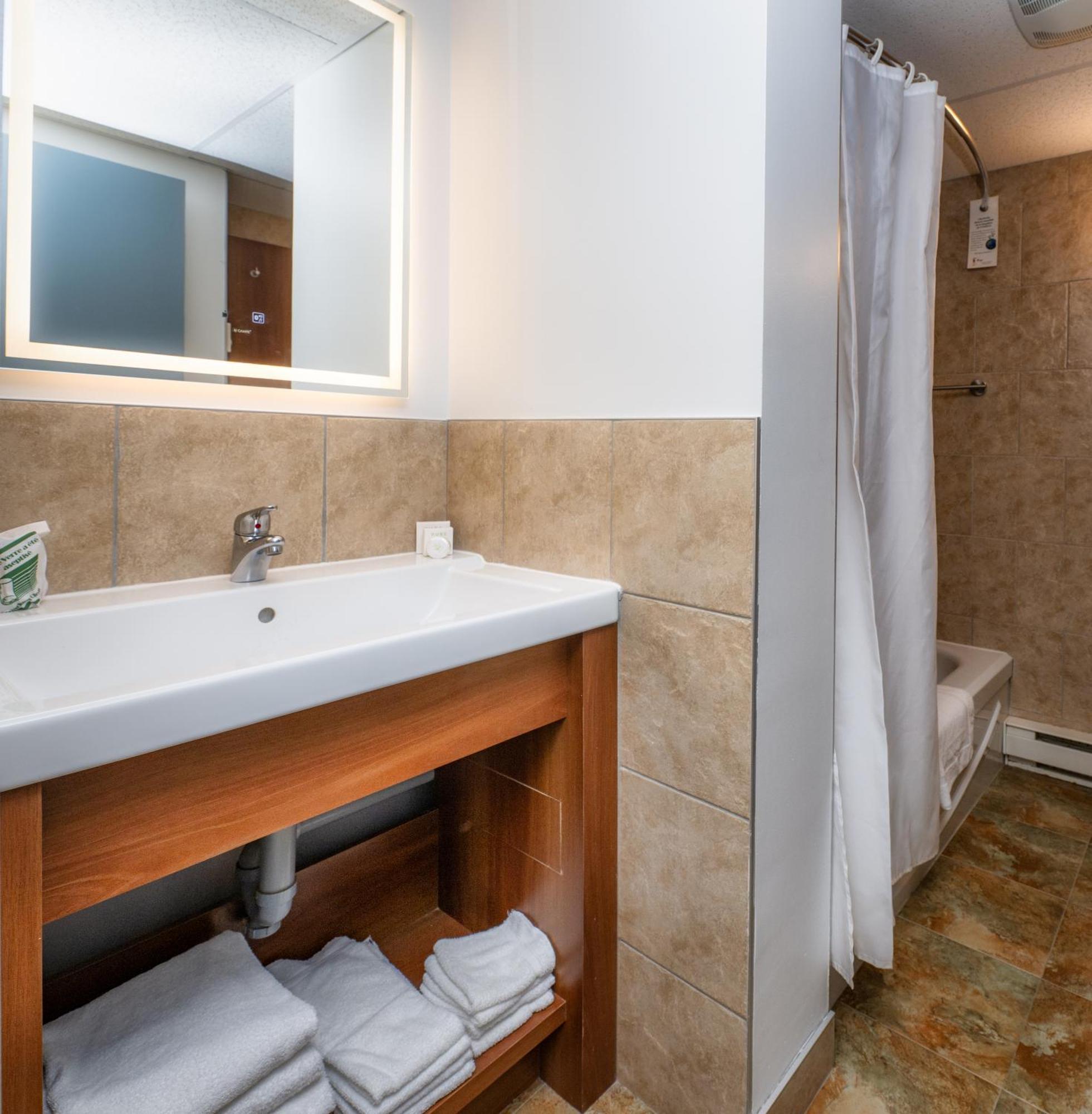 Hotel Clarion Pointe La Malbaie Zewnętrze zdjęcie